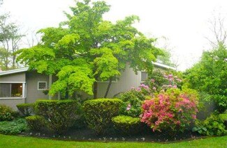 11 Burnham Rd, Wenham, MA 01984