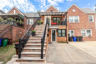 67-04 Selfridge St Unit 2nd Fl, Flushing, NY 11375