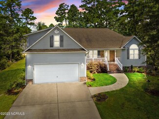 918 Caroline Ct, New Bern, NC 28560