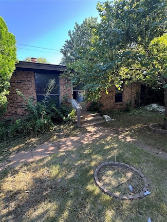 2105 Lafayette Dr, Norman, OK 73071