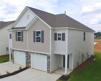 463 Seaborn Cir, Anderson, SC 29625