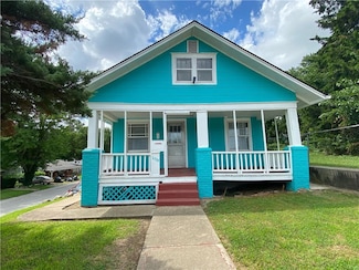 2701 Parallel Ave, Kansas City, KS 66104