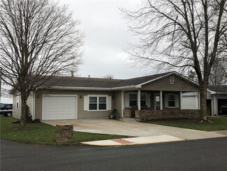729 Poplar St, Tipton, IN 46072