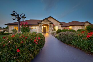 4603 Columbine Dr, Redding, CA 96002