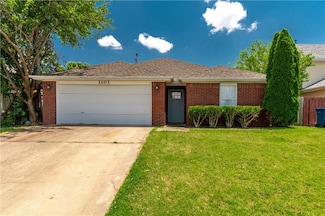 1103 SW Apache Dr, Bentonville, AR 72712