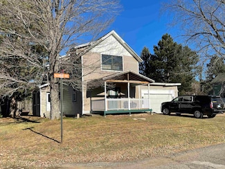 713 Kloman Ave, Republic, MI 49879