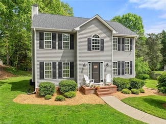2061 Heidelbury Dr, Winston Salem, NC 27106