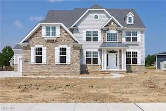 588 S Port Dr, Avon Lake, OH 44012