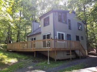 269 Overlook Dr, East Stroudsburg, PA 18301