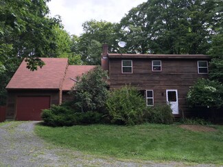 1284 Tucker Hill Rd, Thetford Center, VT 05075