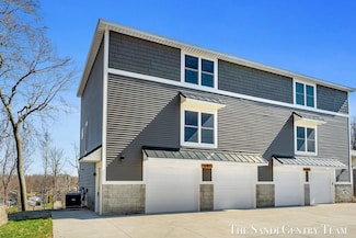 16905 Highland Ave, Spring Lake, MI 49456