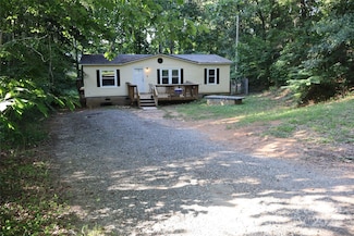 226 Lake Sylvia Rd, Lincolnton, NC 28092