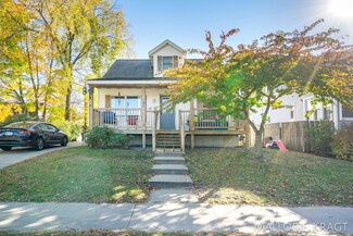 1040 Columbus Ave, Grand Haven, MI 49417