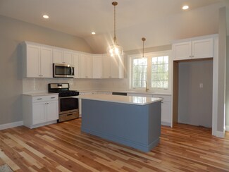 3 Sage Dr Unit 2, Hampton, NH 03842