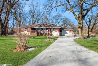 17700 Clyde Ave, Lansing, IL 60438