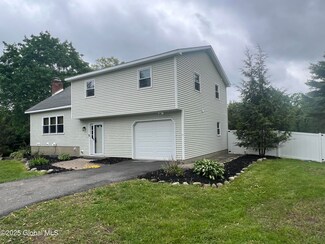 678 Riverview Rd, Rexford, NY 12148