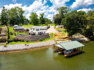 16210 Crestview Dr, Sale Creek, TN 37373