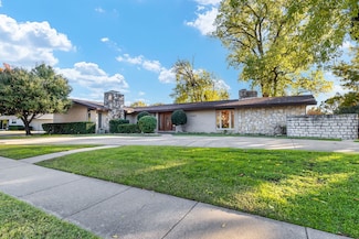 3640 Brookhaven Club Dr, Dallas, TX 75234