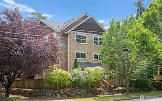 9400 35th Ave SW, Seattle, WA 98126