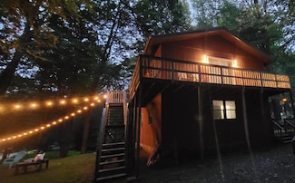 140 Owassa Dr, Pocono Lake, PA 18347