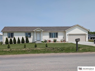 2496 Rock Creek Rd, Bee, NE 68314