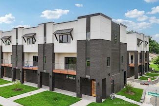 3755 Riverside Dr Unit 3755, Tulsa, OK 74105