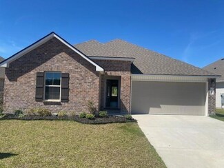 65369 Tribute Dr, Lacombe, LA 70445