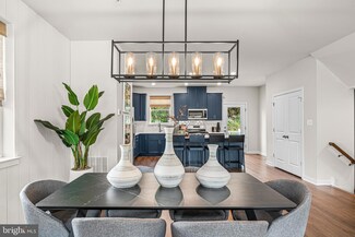 13 Shamrock Cir, Downingtown, PA 19335
