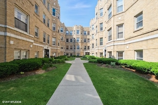 1634 W Columbia Ave Unit 2S, Chicago, IL 60626