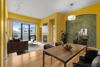 500 E Grant St Unit 207, Minneapolis, MN 55404