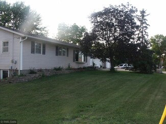527 Oak Ave N, Maple Lake, MN 55358