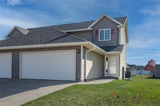 1027 Acacia Dr NE, Cedar Rapids, IA 52402