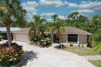 4811 Seagrape Dr, Fort Pierce, FL 34982