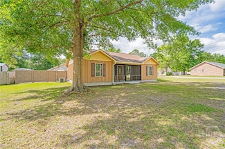 145 New Stillwell Rd, Springfield, GA 31329