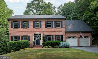 751 Zermatt Dr, Hummelstown, PA 17036