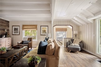 282 Terrace Rd, Lake Arrowhead, CA 92352