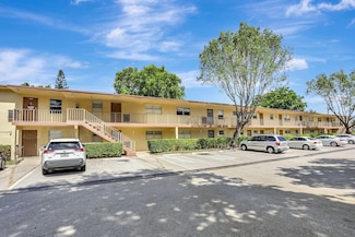 461 NW 76th Ave Unit 205, Margate, FL 33063