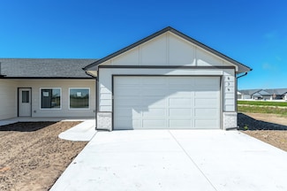 849 S Wybern St, Valley Center, KS 67147