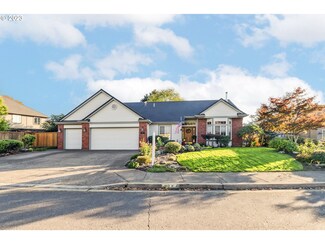 2754 Saint Lucia St, Eugene, OR 97408