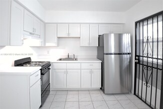 1570 NW 2nd St, Miami, FL 33125