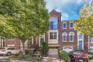 3842 Charles Ave, Alexandria, VA 22305