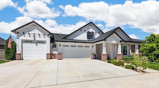 5434 W Braveheart Dr, Eagle, ID 83616