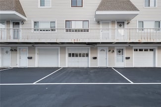 4158 Post Rd Unit 15, East Greenwich, RI 02818