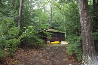 42 Shore Dr, Shutesbury, MA 01072