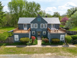 567 S Main St, Sheffield, MA 01257