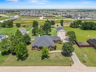 224 Starlight Ln, Royse City, TX 75189