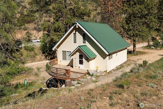 842 Cagle Gulch Rd, Chelan, WA 98816