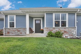 W204N17637 Laurel Place Unit 402, Jackson, WI 53037