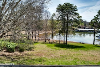 1681 Rarity Bay Pkwy, Vonore, TN 37885