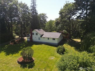 1242 Lidstrom Rd E, Port Orchard, WA 98366